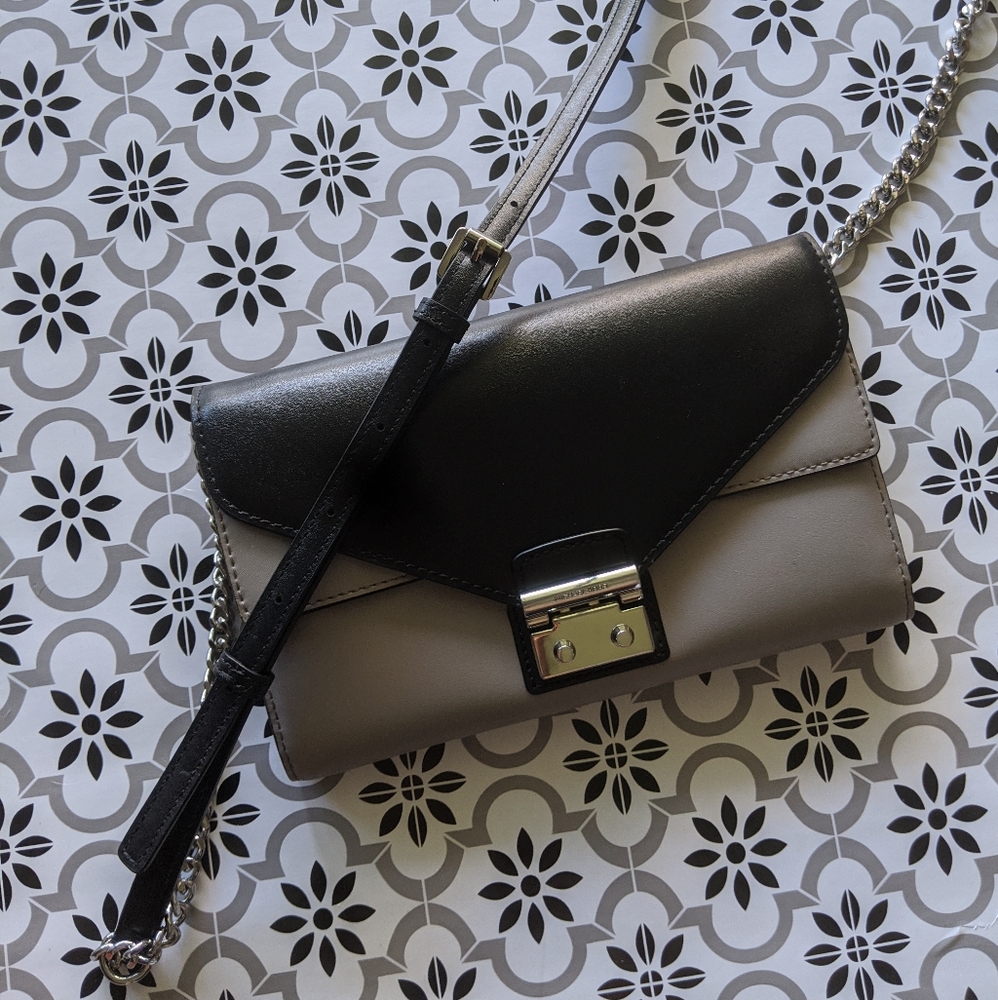 Michael Kors Color Block Chain Wallet Crossbody - image 8